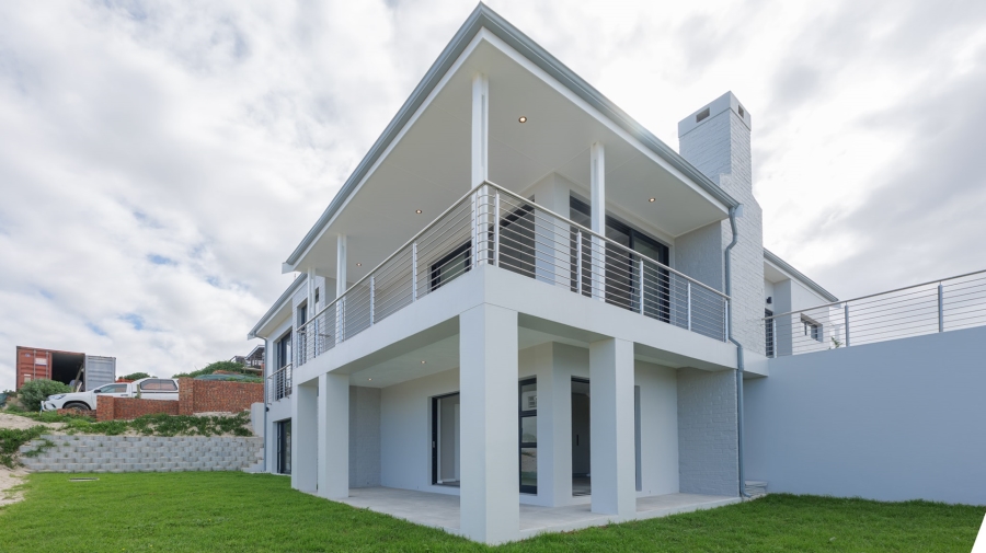 3 Bedroom Property for Sale in Suiderstrand Western Cape